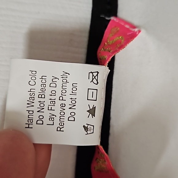 5 More Minutes Juniors Red Sequin What The Elf? Black Sleeve Red Top Holiday XL - Picture 4 of 10